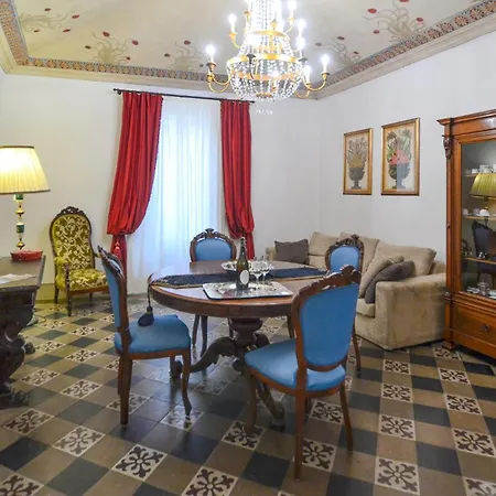 2 Bedroom In *